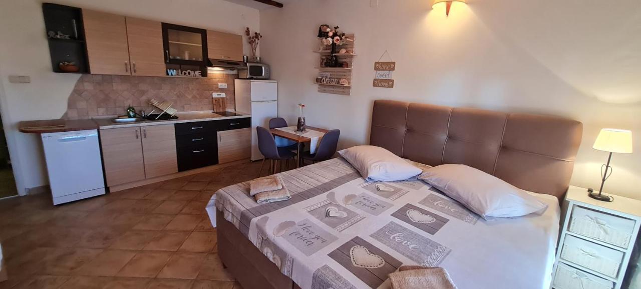 Apartments Rogoznicka Oaza Rogoznica  Zewnętrze zdjęcie